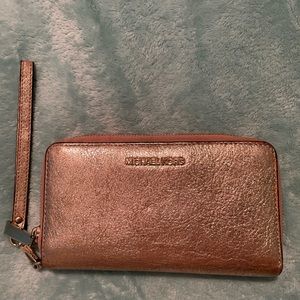 Michael Kors Wristlet Wallet